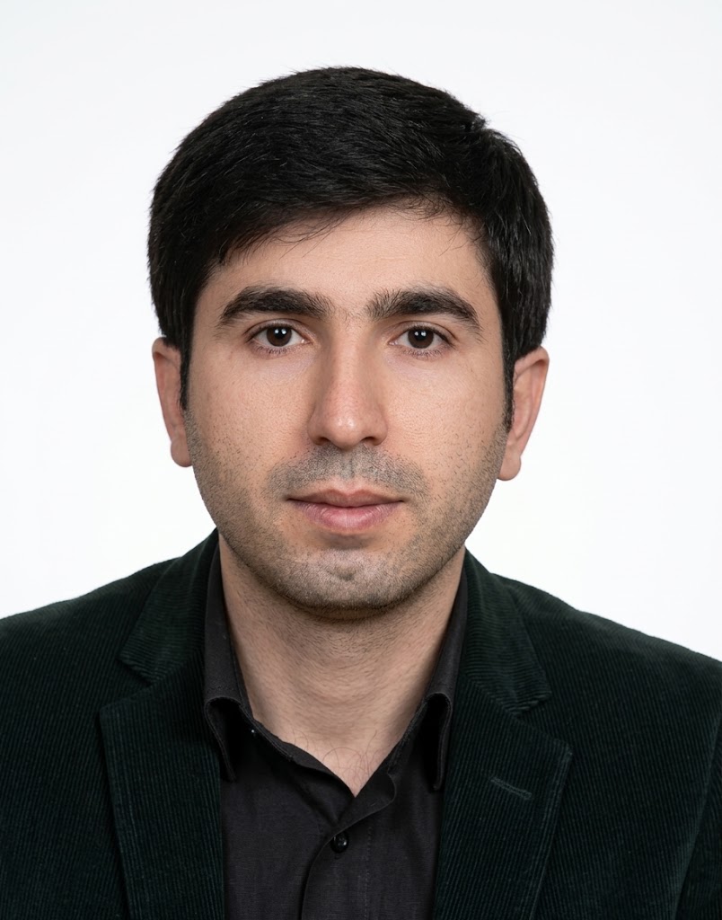 Dr. Ramin Borjali Navehsi